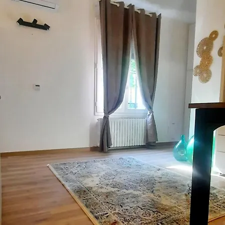 Maison Il Boccaccio アパート
